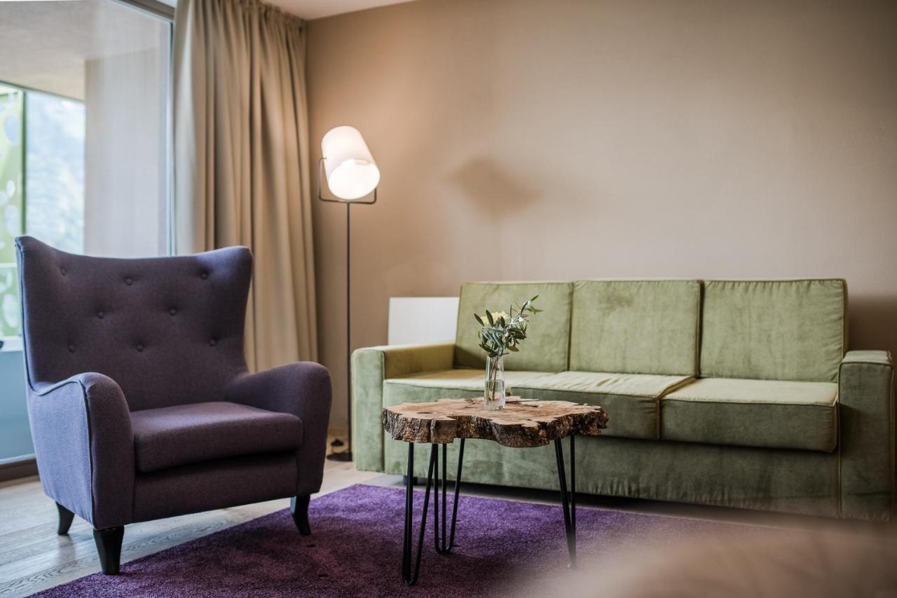 Oliven- & Genusshotel Hirzer Schenna Luaran gambar