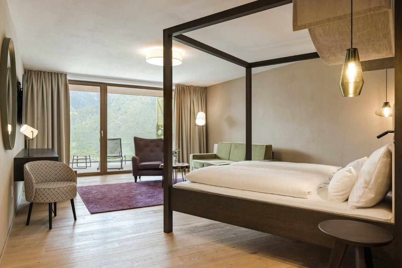 Oliven- & Genusshotel Hirzer Schenna Luaran gambar